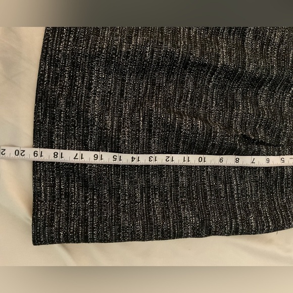 LOFT Black and Gray Tweed Mini Skirt - Picture 7 of 10